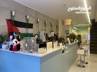  3 كوفي شوب اسيوي (محل مشروبات بوبا)