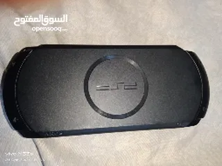  2 جهاز psp استعمال نضيف ب سعر جيد  و في كل الألعاب و معاه كرت ميموري عليه جميع الالعاب