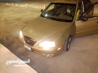  1 هونداي موديل 2003 محدثه 2005 للبيع بشكل مستعجل للبيع او البدل