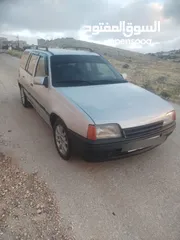  18 اوبل كدت ستيشن موديل 88 محرك 1600 انجكشن فحص قير عادي مرخصه ترخيص طويل