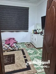  8 منزل ثلاث أدوار خلف قصر عبدو إسماعيل