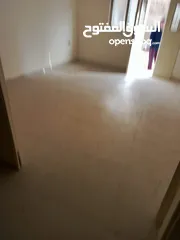  3 شقة فارغة للايجار