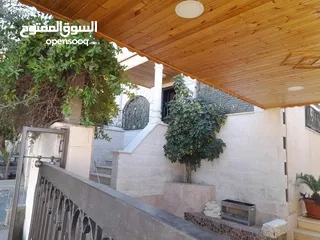  3 بيت مستقل ولا أروع قابل لتفاوض