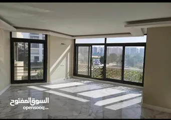  4 شقة للبيع كمبوند تاج سيتي التجمع الاول القاهرة الحديدة بالتقسيط