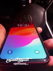  4 iphone 11 64 g بحالة ممتازة جدا
