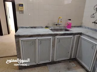  11 ( شقة  + السطح للبيع ) من المالك مباشرة السعر قابل للتفاوض