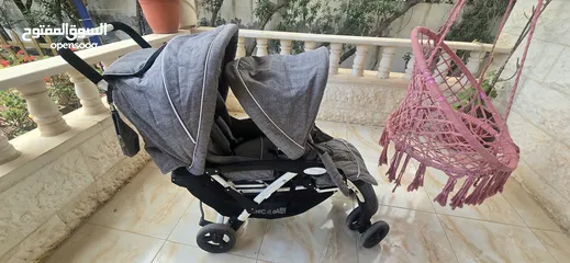  6 عرباية اطفال توأم ماركة للبيع