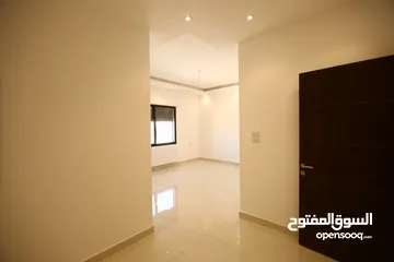  17 شقه طابق اول 200 م بلكون 20 م مرج الحمام بالقرب من دوار البكري للبيع من المالك مباشره شركه اسكان
