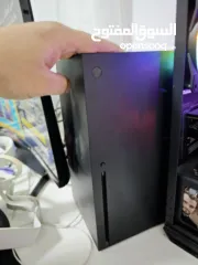  2 Xbox series X مع سماعت RAZER KAIRA FOR XBOXمع ايد Xbox Elite Wireless Controller Series 2 مع ادتين