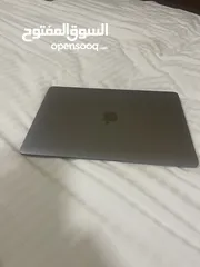  3 Apple MacBook