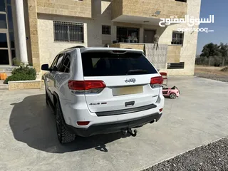  3 جيب جراند شيروكي