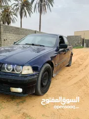  4 بي ام ارنوب