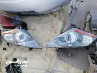 17 قطع سيارة نيسان مورانو موديل من 2004 الى 2008  **المحرك غير موجود** لكن باقي القطع بحالة ممتازة جدًا