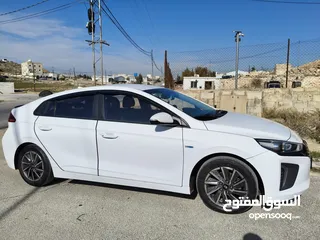  3 هيونداي ايونيك 2018 فحص للبيع لون ابيض جمرك2022 مالك واحد في الاردن