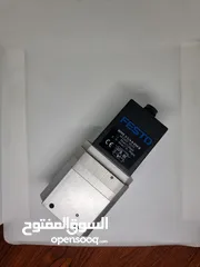  6 قطع إلكترونية وكهرباءية صناعية للبيع
