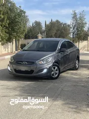  1 هونداي اكسنت بنزين 4غيار