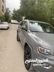  6 جيب كراند شيروكي