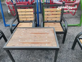  4 طقم مقاعد وبنشات حديقة حديد وخشب سويد رباعي مع طاولة
