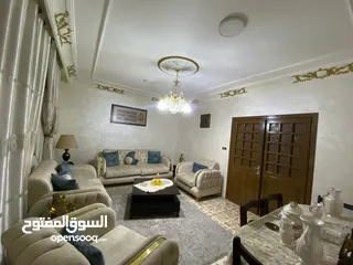  11 منزل للبيع من المالك مباشرة منطقة هادئه   مساحة 155 في الهاشمي الشمالي  بأفضل سعر