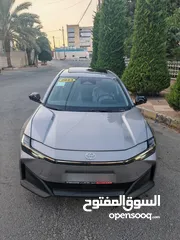  12 تويوتا Bz3X بطارية كبيرة فل مع فتحة