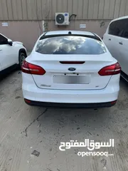  3 Ford Focus 2018 SE