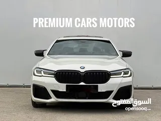  2 الحبه المميزه بلون الأبيض اللؤلؤي المميز للبيع على(الكاش فقط) Bmw 530e 2022 M