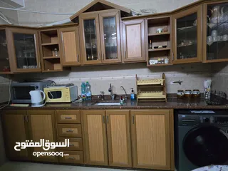  14 شقة مفروشة للايجار (شهري-اسبوعي-يومي) بعمارة سكنية متاحة من 4/9/2025 لغاية 3/10/2025
