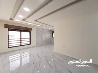  7 شقة فاخره للبيع  في اجمل مناطق حي الياسمين تشطيبات مميزه مطله على كوريدور عبدون