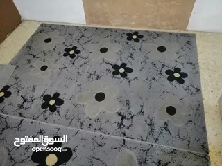  5 سجاد سكني حفر تركي بحالة ممتازة