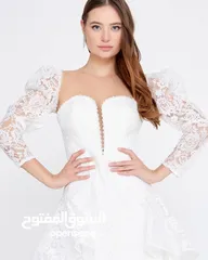  24 فساتين ماركات عالمية بتصاميم خاصة