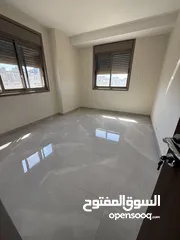 5 شقة سوبر ديلوكس غير مفروشة للإيجار