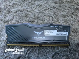  2 قطع كومبيوتر متفرقة للبيع