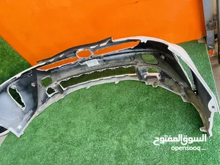 11 طمبون اماميم ستعمل تويوتا بريوس 2019-2022 Toyota Prius 2019-2022 مستعمل اصلي لون ابيض لؤلؤي