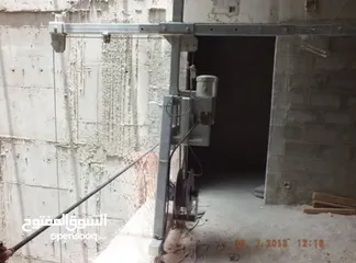  9 مصاعد ورافعات سلات كهربائيه
