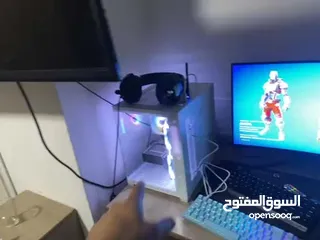  8 كمبيوتر (بي سي pc) مع حساب فورتنايت وببجي موبايل مميزات اذا معني بخصملك وبدون حسابات بخصم