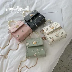  4 Sweet lady small square bag