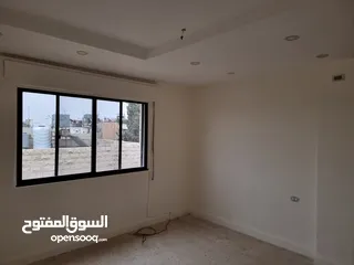  12 شقه طابق ثالث للبيع من المالك مباشره