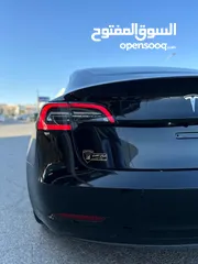  22 Tesla Model 3 Standerd Plus 2021