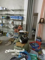  6 محل للبيع بالخلو