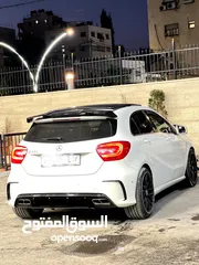  13 مرسيدس AMG A200