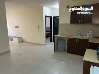  1 استوديو 70م للبيع في الحي الرابع