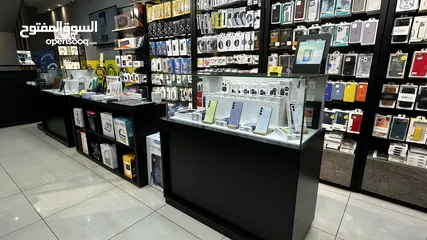  4 محل خلويات للبيع خلو بداعي السفر / لايحتاج بضاعة لأكثر من ستة أشهر