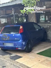  2 فيات جراند بونتو