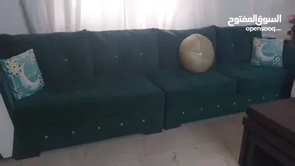  2 طقم جلوس كنب لون اخضر