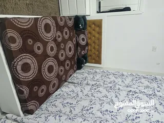  7 شقه مفروشه للايجار لعائله صغيره او عرسان