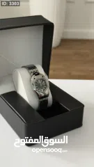  9 ساعه  يد  جميله