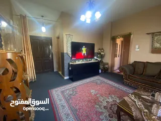  4 طابقين مستقل جبل الزهور بسعر الارض فقط