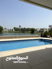  12 فیلا فخمة للبیع منطقة راقیة /Luxurious villa for sale in an upscale area /