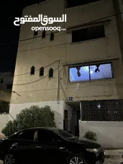  1 عمارة للبيع مكونة من ثلاث طوابق و روف