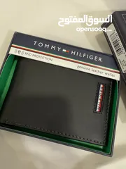  1 Tommy wallet محفظة